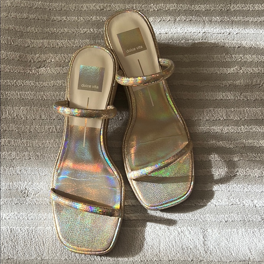 Dolce Vita Iridescent Women's Sandals - Picture 3 of 8